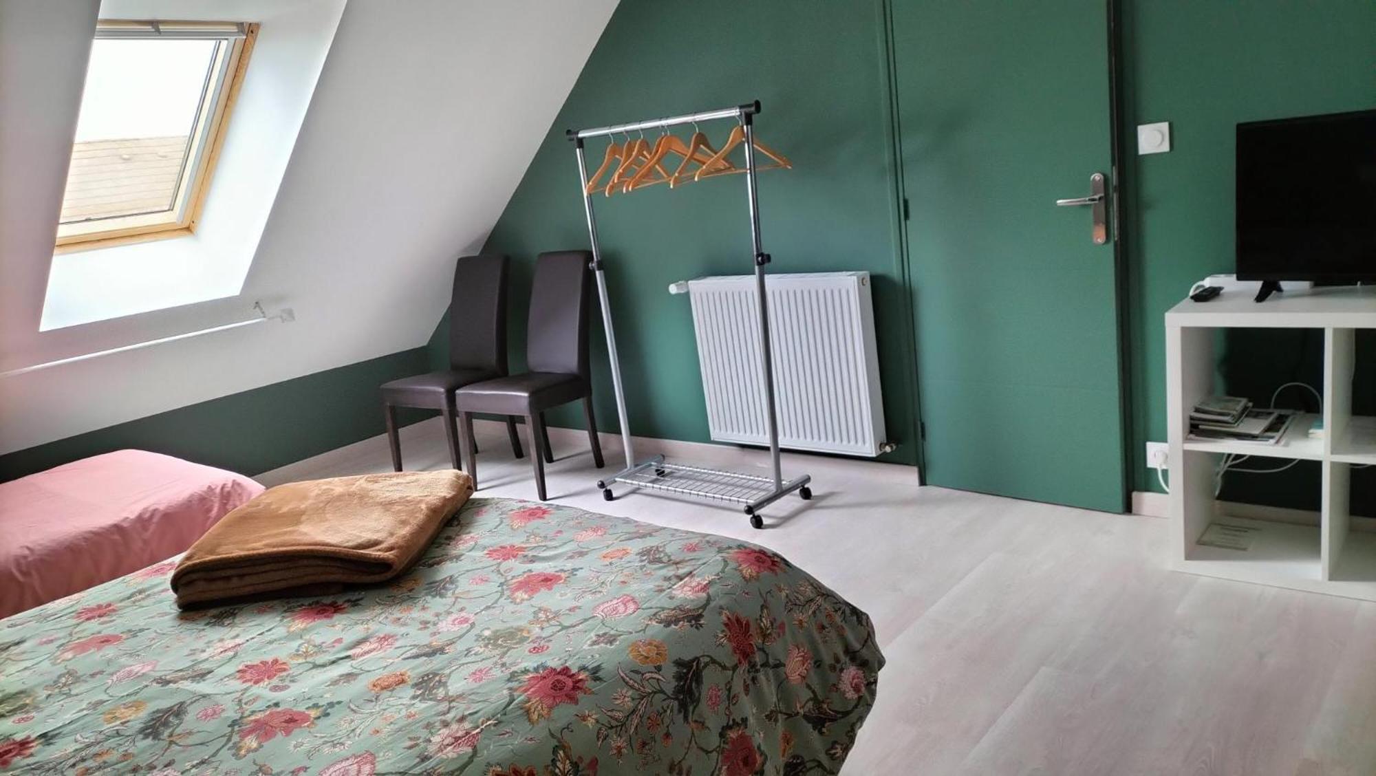 Chez Nadine Bed & Breakfast Valframbert Luaran gambar